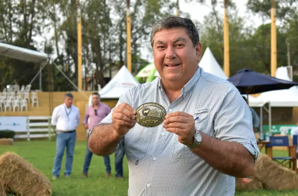 Reconocieron a criadores Brangus campeones mundiales