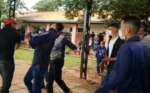 Colorado y Liberal llegan a los golpes en San Joaqu�n