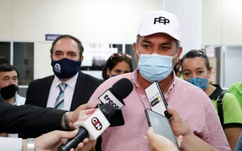Docentes no llegan a acuerdo y anuncian huelga de hambre desde el lunes