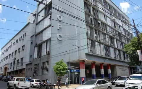 Renuncia directora interina de Obras tras denuncias de maltrato