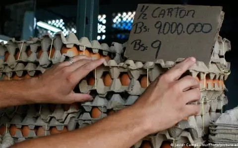 Venezuela elimina seis ceros a su moneda, disuelta por la hiperinflaci�n