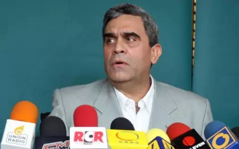 Muere en prisi�n militar venezolano Ra�l Baduel, considerado "preso pol�tico"