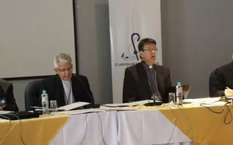 Iglesia Cat�lica insta a electores a votar por candidatos de conductas intachables