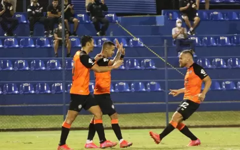Copa Paraguay: Olimpia pasa a cuartos tras superar a Resistencia