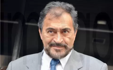 "Interminable sed" de V�ctor Casartelli