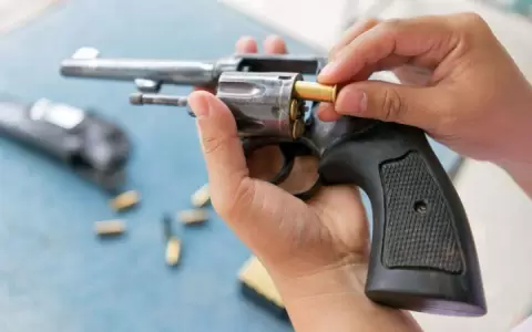 C�mo son las armas de utiler�a que se usan en rodajes de cine y por qu� son peligrosas