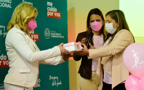 Octubre Rosa: 4 mujeres por d�a son diagnosticadas en nuestro pa�s con c�ncer de mama