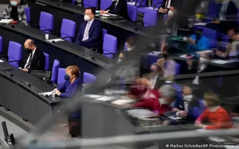 Parlamento alem�n aprueba un nuevo marco legal para combatir la pandemia