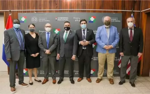 Auditores norteamericanos verifican frigor�ficos