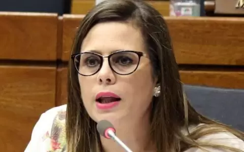 Kattya Gonz�lez: �Ma�ana se le va a salvar probablemente a Hugo Javier�