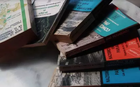 Notas para una historia del libro y la edici�n en el Paraguay (III)