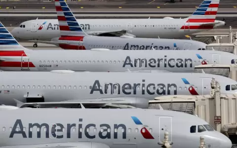 American suspende 1.500 vuelos por falta de personal