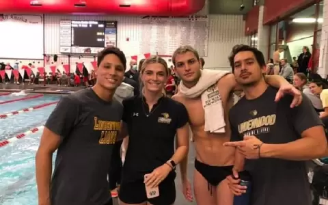 Nadador paraguayo suma cinco nuevas medallas en Estados Unidos