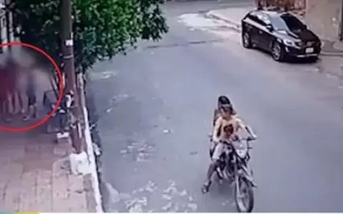 Asaltan en compa��a de una ni�a