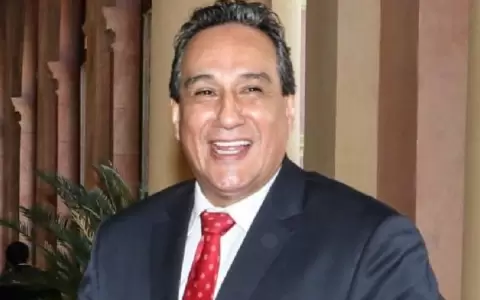 �Vuelvo a pedir al gobernador Hugo Javier que renuncie�, dice concejal departamental