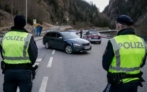 Austria vuelve al confinamiento total y anuncia obligatoriedad de la vacuna