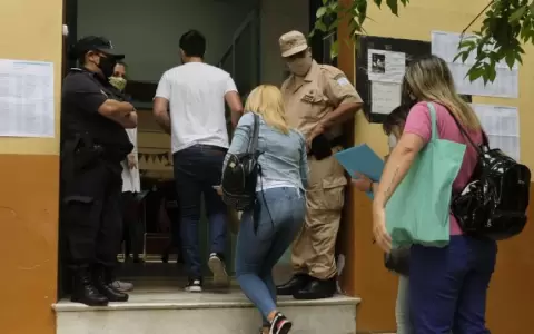 Comicios legislativos en Argentina: ya vot� 30% del padr�n, un 4% m�s que en las PASO