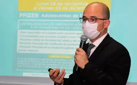 Nuevo calendario de vacunaci�n COVID espera repercusi�n