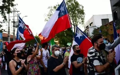 Cuatro sorpresas de las elecciones que muestran la transformaci�n del mapa pol�tico en Chile