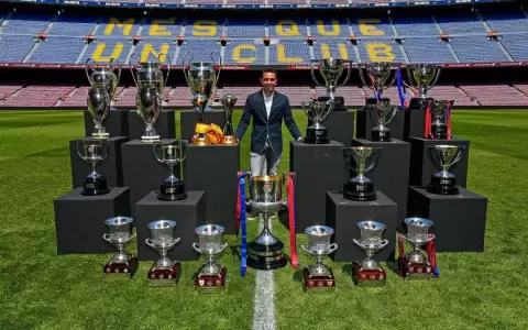 Xavi: �Que se me compare con Guardiola ya es un �xito�
