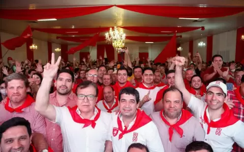 Monges califica de prematura la precandidatura a la presidencia de Vel�zquez y Pe�a
