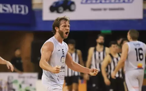 San Jos� da el primer golpe
