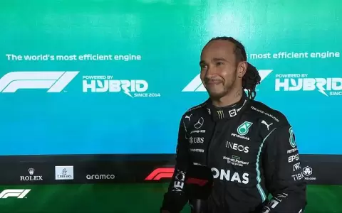Hamilton gana el GP de Qatar y acorta distancia con Verstappen
