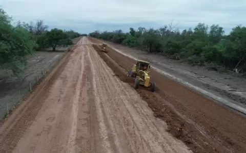 Ruta de la Leche: avanza con estudio de suelo, instalaci�n de obradores y m�quinas en pista