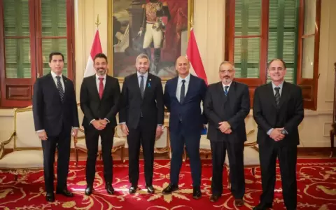 Shell se presenta ante el Gobierno y destacan condiciones para invertir en el pa�s