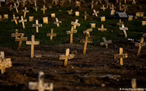 El mundo supera oficialmente los 5 millones de muertes por COVID-19