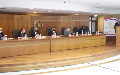 "Elecci�n de ministro de la Corte es un proceso pol�tico en varios pa�ses", dice R�os