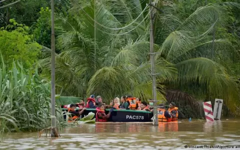 Malasia: aumenta cifra de desplazados por inundaciones