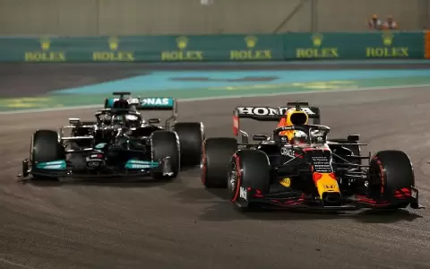 As� fue la �ltima vuelta que consagr� campe�n a Verstappen