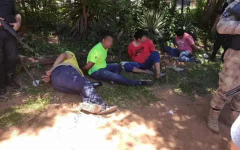Cae supuesta banda de asaltantes tras persecuci�n policial