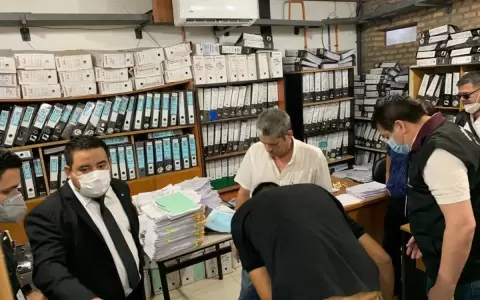 Fiscal�a allana Gobernaci�n de Central