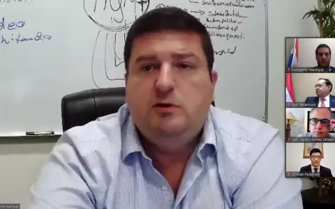 Aconsejan aprobar con modificaciones proyecto que declara D�a Nacional del Bancario