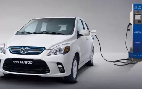 Con primer producto "verde" promueven compra de veh�culos 100 % el�ctricos