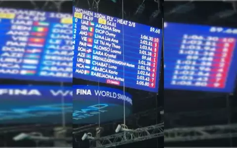 Alonso impone r�cord nacional y de categor�a en Mundial de Nataci�n