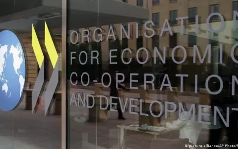 La OCDE modera sus expectativas de recuperaci�n, amenazada por nuevos riesgos