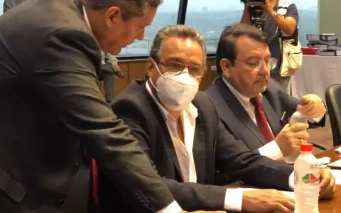 Hugo Javier en Diputados: "No hay obras fantasmas ni lesi�n de confianza"