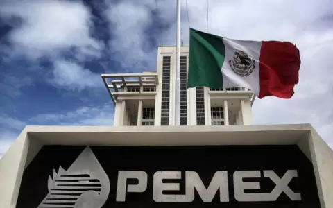 Gobierno mexicano anuncia USD 3.500 millones para Pemex y apoyo fiscal