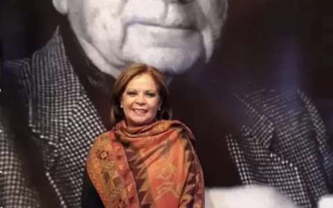 "Entre revueltas y peste" de Lourdes Talavera