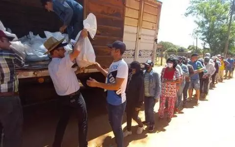 Entregan �ltima carga de v�veres en la Chacarita para que liberen a menonita secuestrado