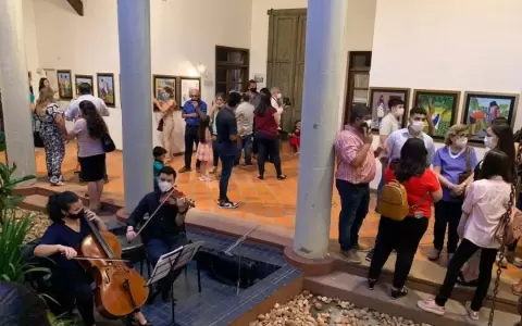 Exposici�n colectiva de alumnos del taller de arte Brusetti�s