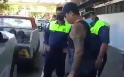 Exfutbolista a los golpes con agente de Tr�nsito en la Terminal de Asunci�n
