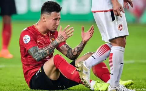 China proh�be tatuajes a sus seleccionados de f�tbol