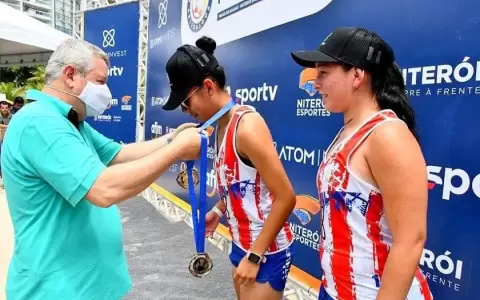 Paraguayas obtienen medalla de bronce en Mundialito de Futv�ley