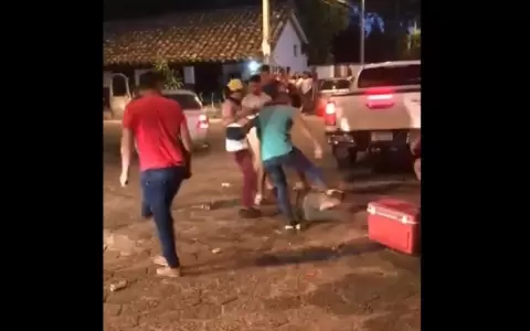 Festejos de Navidad a golpes en Pilar