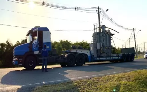 Inici� el montaje del primer reactor de 500 kV en la Subestaci�n de Villa Hayes
