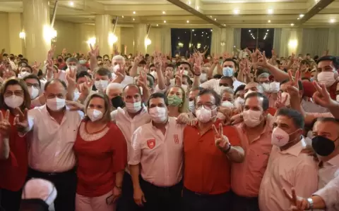 Vel�zquez inscribir� su movimiento Fuerza Republicana este viernes